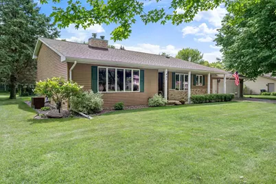 1807 9th, Austin, MN 55912 - Photo 4