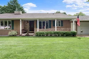 1807 9th St SW, Austin, MN 55912 - Photo 2
