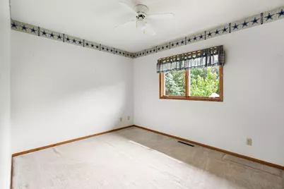 1807 9th Street SW, Austin, MN 55912 - Photo 42