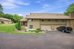 10965 53rd Ave N, Plymouth, MN 55442 - Photo 2