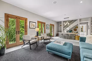 747 Kenwood Pkwy, Minneapolis, MN 55403 - Photo 12