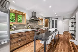 747 Kenwood Pkwy, Minneapolis, MN 55403 - Photo 24