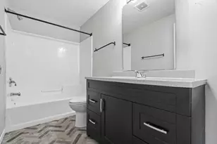 1111 N 17th Ave N, Minneapolis, MN 55411 - Photo 14