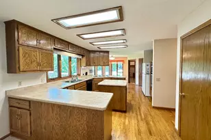 9881 170th St W, Lakeville, MN 55044 - Photo 8