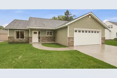 210 S Chestnut Street, Belle Plaine, MN 56011 - Photo 28