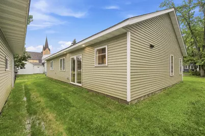 210 S Chestnut Street, Belle Plaine, MN 56011 - Photo 26