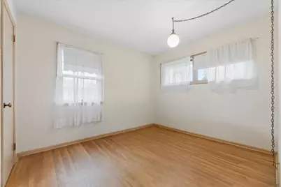6400 Perry Avenue N, Brooklyn Center, MN 55429 - Photo 8