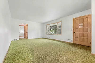 6400 Perry Avenue N, Brooklyn Center, MN 55429 - Photo 12
