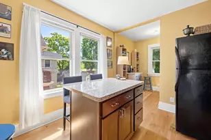 1060 Hague Ave, Saint Paul, MN 55104 - Photo 36