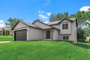 1105 2nd St SE, Faribault, MN 55021 - Photo 2