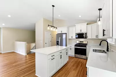 1105 2nd Street SE, Faribault, MN 55021 - Photo 10