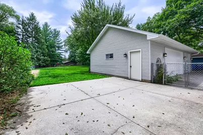 3019 W Old Shakopee Road W, Bloomington, MN 55431 - Photo 44