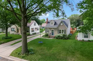 753 Idaho Ave W, Saint Paul, MN 55117 - Photo 2