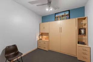 215 10th Ave S, Minneapolis, MN 55415 - Photo 20