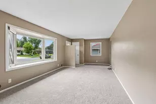 10600 President Dr NE, Blaine, MN 55434 - Photo 8