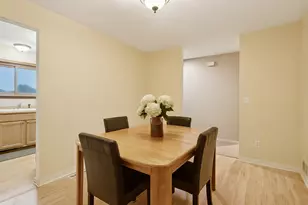 1603 Raindrop Dr, Eagan, MN 55121 - Photo 6