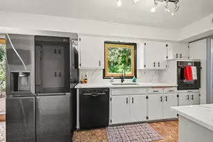 885 Old Lexington Ave, Saint Paul, MN 55116 - Photo 10