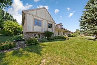 1440 Sunset Drive SW, Owatonna, MN 55060 - Photo 1