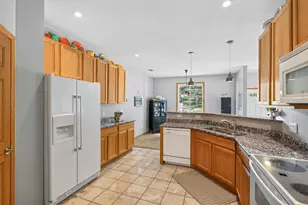 9649 Peony Ln N, Maple Grove, MN 55311 - Photo 10