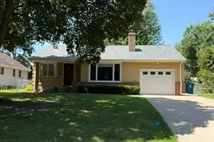 302 Herman Terrace, Hopkins, MN 55343 - Photo 2