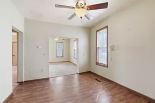 210 W Church St, Belle Plaine, MN 56011 - Photo 8