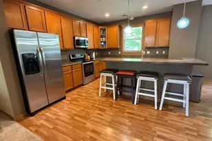 9605 Scott Circle N, Brooklyn Park, MN 55443 - Photo 4