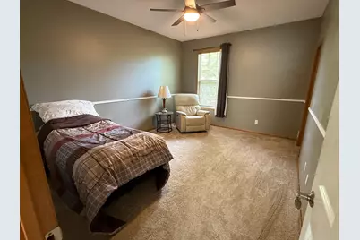 9605 Scott Circle N, Brooklyn Park, MN 55443 - Photo 12