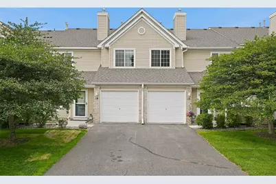 2255 Ranchview Lane N #14, Plymouth, MN 55447 - Photo 2