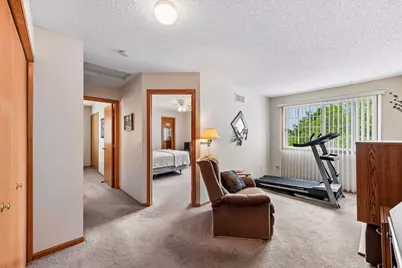 2033 Southcross Drive W #401, Burnsville, MN 55306 - Photo 20