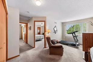 2033 Southcross Dr W, Burnsville, MN 55306 - Photo 20