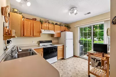 2033 Southcross Drive W #401, Burnsville, MN 55306 - Photo 16