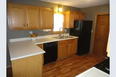 317 Main Street E, Silver Lake, MN 55381 - Photo 4
