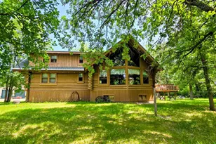 2846 Hawthorn Dr NW, Baudette, MN 56623 - Photo 8