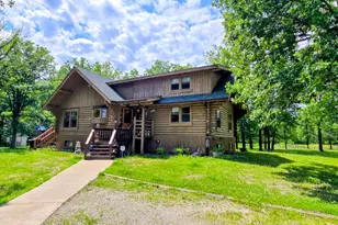 2846 Hawthorn Dr NW, Baudette, MN 56623 - Photo 6