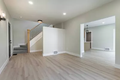 2416 E Fir Avenue, Fergus Falls, MN 56537 - Photo 10
