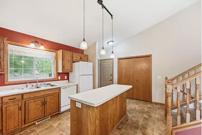 224 Country Court, Sartell, MN 56377 - Photo 4
