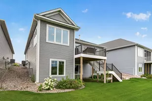 1888 Oakpointe Dr, Waconia, MN 55387 - Photo 4
