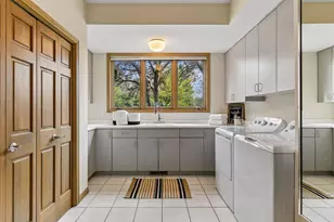 3435 Oakton Dr, Minnetonka, MN 55305 - Photo 22