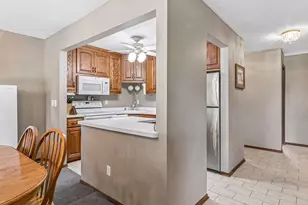 1800 Riverwood Dr, Burnsville, MN 55337 - Photo 14