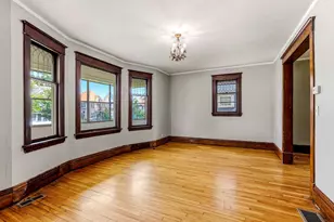 884 Iglehart Ave, Saint Paul, MN 55104 - Photo 8