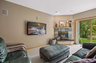 15316 Boulder Pointe Rd, Eden Prairie, MN 55347 - Photo 34