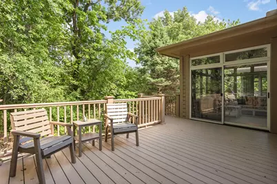 7081 Crowne Oak Road, Eden Prairie, MN 55344 - Photo 32