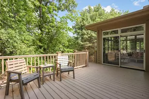 7081 Crowne Oak Rd, Eden Prairie, MN 55344 - Photo 32
