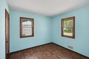 7617 Lee Ave N, Brooklyn Park, MN 55443 - Photo 12