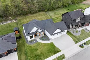 4228 Cassidy Ridge Dr NE, Rochester, MN 55906 - Photo 2
