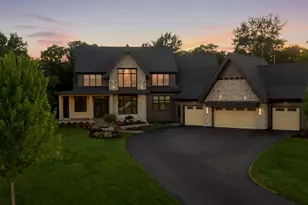 7370 Keswick Ct, Grant, MN 55082 - Photo 2