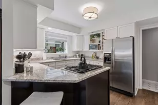 2726 Humboldt Ave S, Minneapolis, MN 55408 - Photo 6