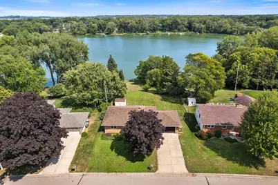 1115 Pike Lake Drive, New Brighton, MN 55112 - Photo 2