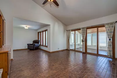 29558 Pumpkin Hill Road, Le Sueur, MN 56058 - Photo 10