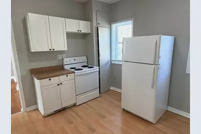 353 Lawson Avenue E, Saint Paul, MN 55130 - Photo 2